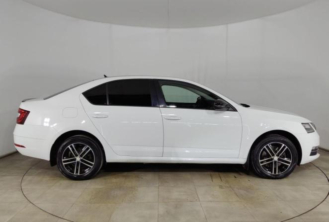 Skoda Octavia III (A7) с пробегом 2017 года, цена 1 975 000 рублей, 97000 км, универсал, Автокод Объявления