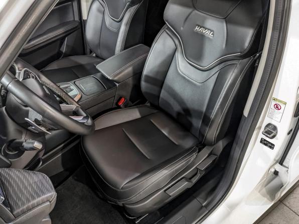 Haval Jolion I с пробегом 2023 года, цена 1 660 000 рублей, 38125 км, внедорожник, Автокод Объявления