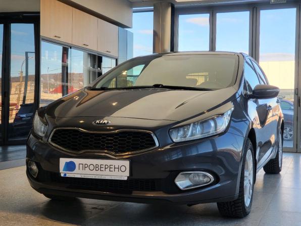 Kia Ceed II с пробегом 2015 года, цена 1 332 000 рублей, 102314 км, хэтчбек, Автокод Объявления