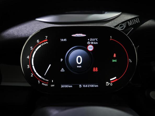 Mini Hatch III (F55/F56) Рестайлинг 2 с пробегом 2021 года, цена 3 778 000 рублей, 26100 км, хэтчбек, Автокод Объявления