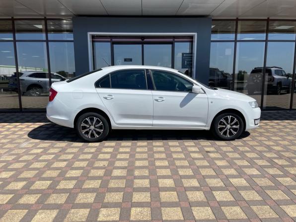 Skoda Rapid I с пробегом 2016 года, цена 790 000 рублей, 155213 км, лифтбек, Автокод Объявления