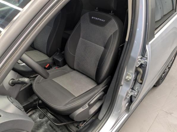 Renault Sandero II Рестайлинг с пробегом 2021 года, цена 1 295 000 рублей, 80311 км, хэтчбек, Автокод Объявления