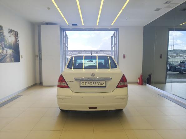 Nissan Tiida I Рестайлинг с пробегом 2013 года, цена 750 000 рублей, 190000 км, седан, Автокод Объявления