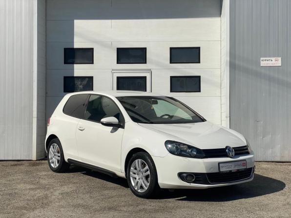Volkswagen Golf VI