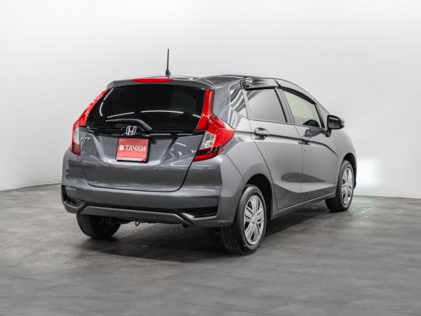 Honda Fit III Рестайлинг с пробегом 2018 года, цена 1 085 000 рублей, 117620 км, хэтчбек, Автокод Объявления