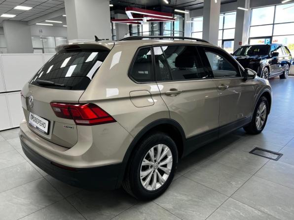 Volkswagen Tiguan II с пробегом 2020 года, цена 2 499 000 рублей, 136749 км, внедорожник, Автокод Объявления