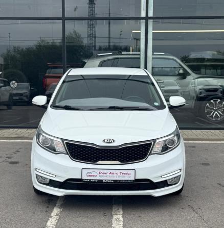 Kia Rio III Рестайлинг с пробегом 2015 года, цена 1 080 000 рублей, 117123 км, хэтчбек, Автокод Объявления