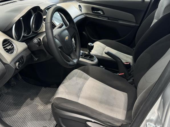 Chevrolet Cruze I с пробегом 2012 года, цена 730 000 рублей, 220000 км, хэтчбек, Автокод Объявления