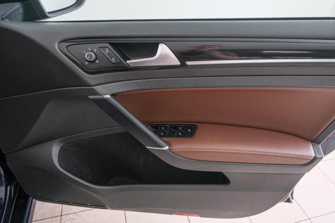 Volkswagen Golf VII с пробегом 2013 года, цена 1 249 000 рублей, 120000 км, хэтчбек, Автокод Объявления