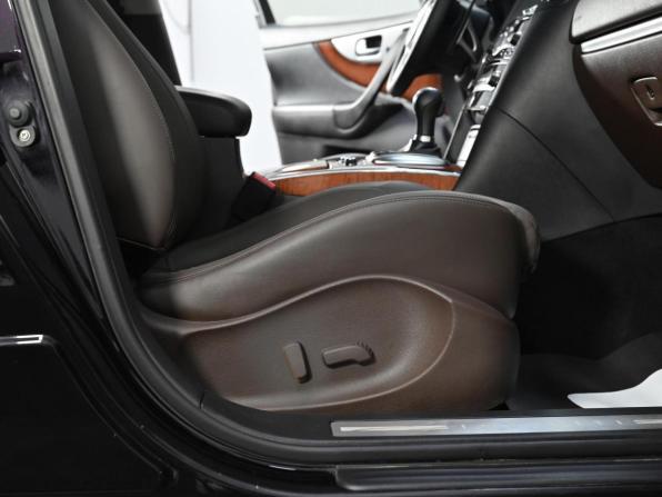 Infiniti FX II (S51) Рестайлинг с пробегом 2012 года, цена 1 999 000 рублей, 128000 км, внедорожник, Автокод Объявления
