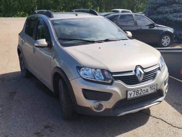 Renault Sandero II с пробегом 2017 года, цена 910 000 рублей, 120855 км, хэтчбек, Автокод Объявления