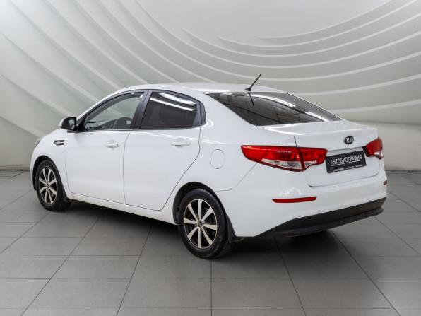 Kia Rio III Рестайлинг с пробегом 2016 года, цена 1 098 000 рублей, 80323 км, седан, Автокод Объявления