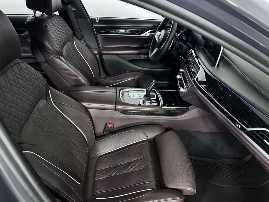 BMW 7 серии VI (G11/G12) Рестайлинг Калининград  - изображение 13