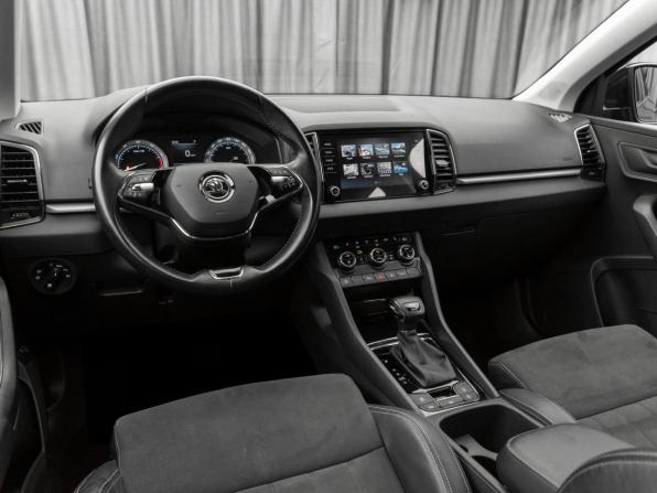 Skoda Karoq I с пробегом 2020 года, цена 2 640 000 рублей, 75640 км, внедорожник, Автокод Объявления