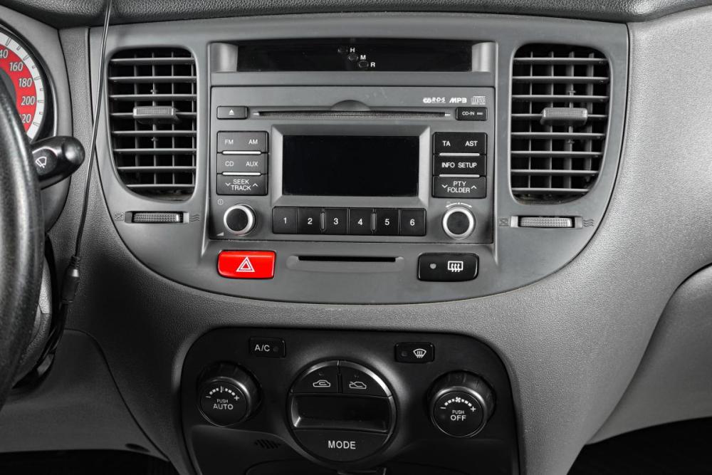 Kia Rio II Рестайлинг Тюмень  - изображение 16