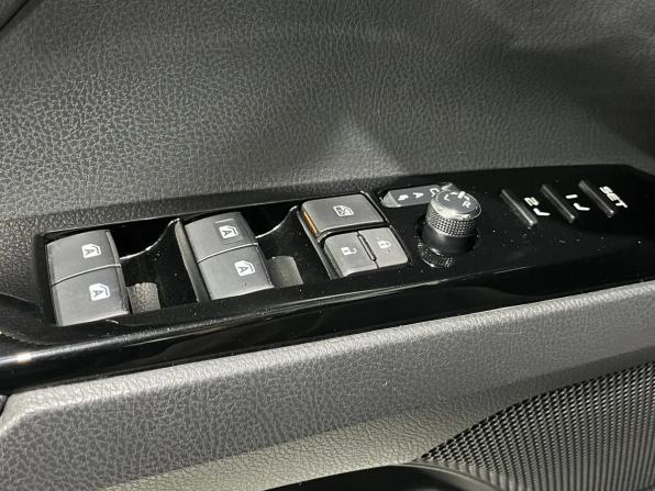Toyota Camry VIII (XV70) с пробегом 2020 года, цена 2 945 000 рублей, 104306 км, седан, Автокод Объявления