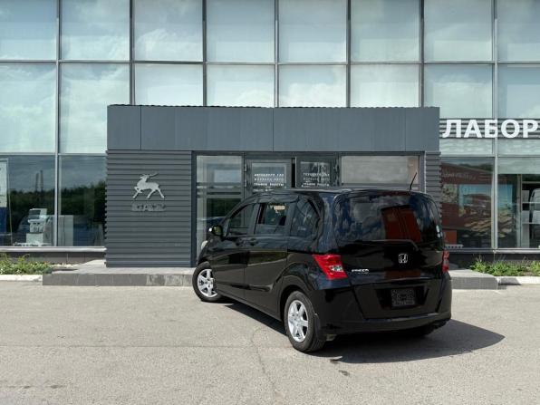 Honda Freed I с пробегом 2009 года, цена 930 000 рублей, 167001 км, компактвэн, Автокод Объявления