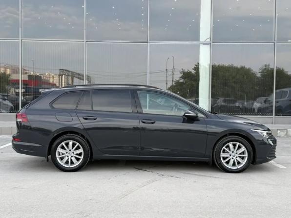 Volkswagen Golf VIII с пробегом 2021 года, цена 1 720 000 рублей, 203704 км, универсал, Автокод Объявления
