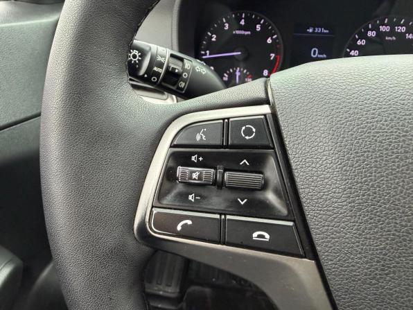Hyundai Solaris II с пробегом 2017 года, цена 1 300 000 рублей, 105965 км, седан, Автокод Объявления