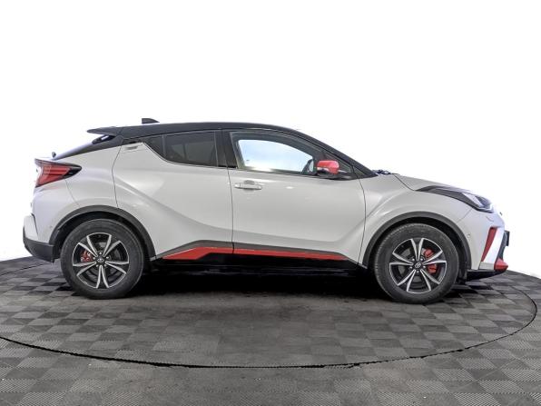 Toyota C-HR I Рестайлинг с пробегом 2021 года, цена 2 899 000 рублей, 55095 км, внедорожник, Автокод Объявления