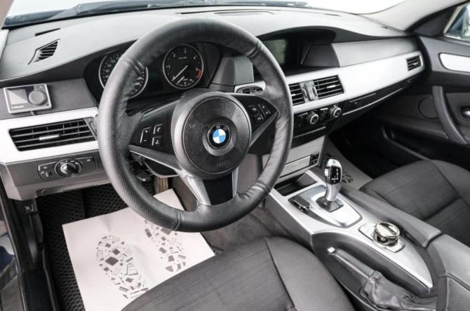 BMW 5 серии V (E60/E61) Рестайлинг с пробегом 2009 года, цена 1 099 000 рублей, 323000 км, седан, Автокод Объявления