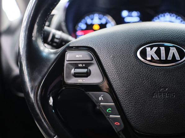 Kia K3 I Рестайлинг с пробегом 2018 года, цена 1 338 000 рублей, 190256 км, седан, Автокод Объявления