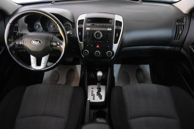 Kia Ceed I Рестайлинг с пробегом 2011 года, цена 559 000 рублей, 222500 км, хэтчбек, Автокод Объявления