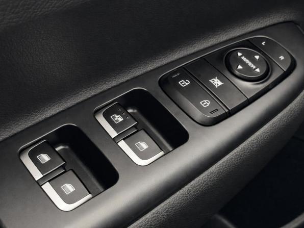 Kia Rio IV Рестайлинг с пробегом 2022 года, цена 1 797 000 рублей, 41736 км, хэтчбек, Автокод Объявления
