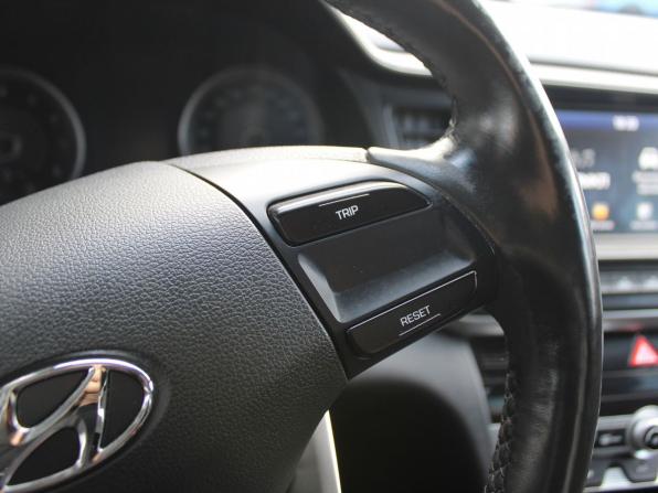 Hyundai Elantra VI (AD) Рестайлинг с пробегом 2020 года, цена 1 639 000 рублей, 103041 км, седан, Автокод Объявления