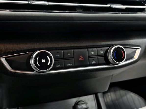 BAIC U5 Plus с пробегом 2023 года, цена 1 330 000 рублей, 45600 км, седан, Автокод Объявления
