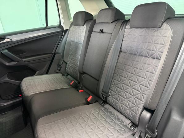 Volkswagen Tiguan II Рестайлинг с пробегом 2021 года, цена 2 500 000 рублей, 59039 км, внедорожник, Автокод Объявления