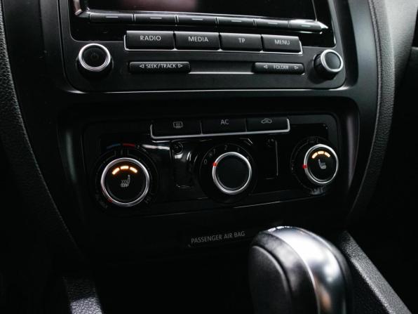 Volkswagen Jetta VI с пробегом 2012 года, цена 1 089 000 рублей, 105854 км, седан, Автокод Объявления