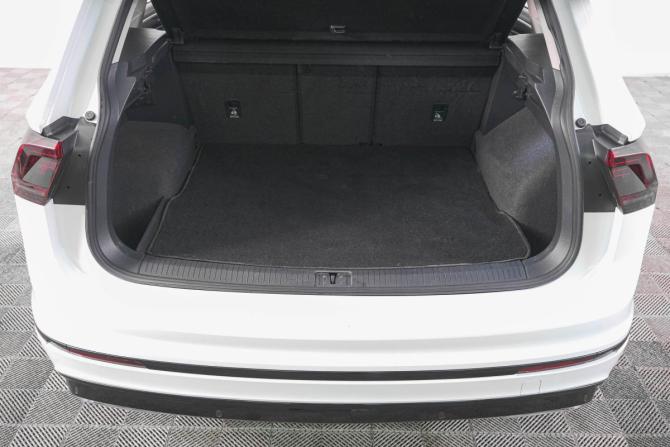 Volkswagen Tiguan II с пробегом 2019 года, цена 2 699 000 рублей, 169000 км, внедорожник, Автокод Объявления