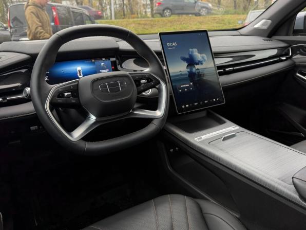 Geely Preface I с пробегом 2024 года, цена 2 799 000 рублей, 499 км, седан, Автокод Объявления