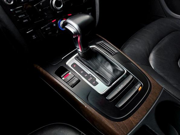 Audi A4 IV (B8) Рестайлинг с пробегом 2014 года, цена 1 500 000 рублей, 187383 км, седан, Автокод Объявления