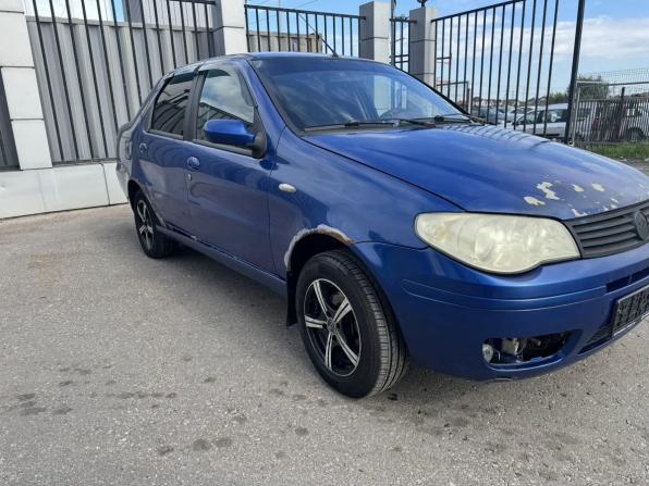 Fiat Albea I Рестайлинг с пробегом 2007 года, цена 137 000 рублей, 195453 км, седан, Автокод Объявления