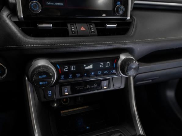 Toyota RAV4 V (XA50) с пробегом 2020 года, цена 3 540 000 рублей, 57882 км, внедорожник, Автокод Объявления