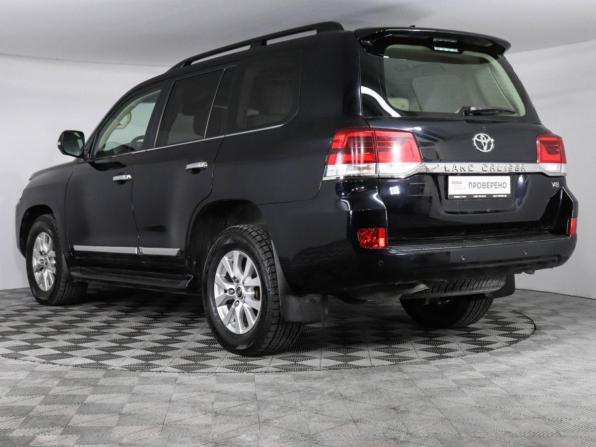 Toyota Land Cruiser 200 Series Рестайлинг 2 с пробегом 2019 года, цена 8 190 000 рублей, 65646 км, внедорожник, Автокод Объявления