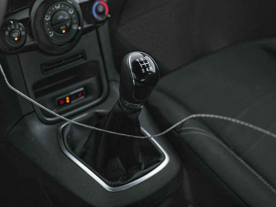 Ford Fiesta Mk6 Рестайлинг Санкт-Петербург  - изображение 8