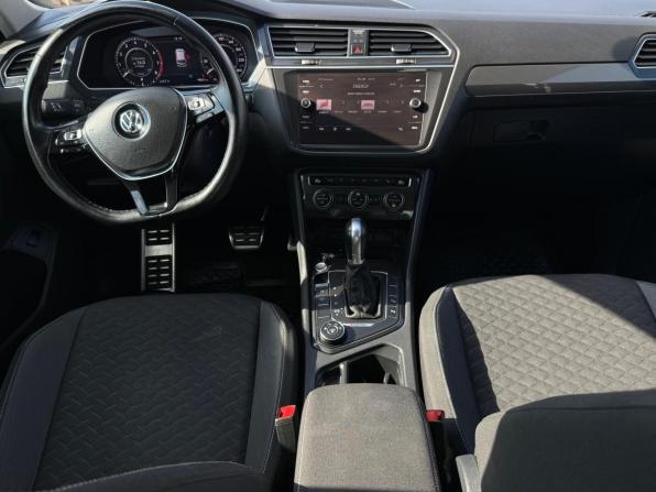 Volkswagen Tiguan II с пробегом 2018 года, цена 3 040 000 рублей, 98031 км, внедорожник, Автокод Объявления