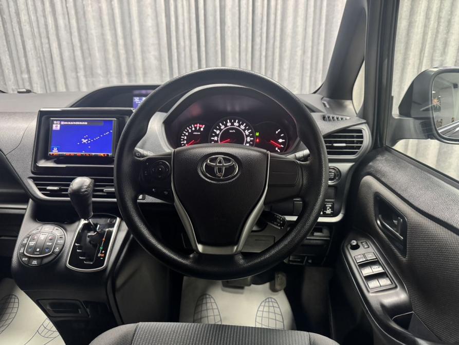 Toyota Voxy III (R80) Рестайлинг Стерлитамак  - изображение 23