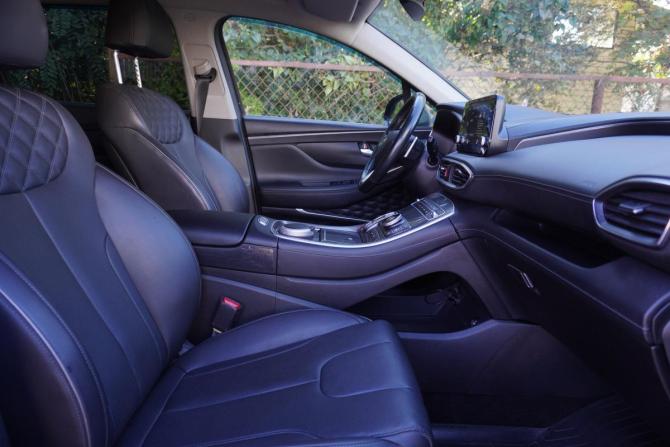 Hyundai Santa Fe IV Рестайлинг с пробегом 2021 года, цена 3 676 000 рублей, 80450 км, внедорожник, Автокод Объявления