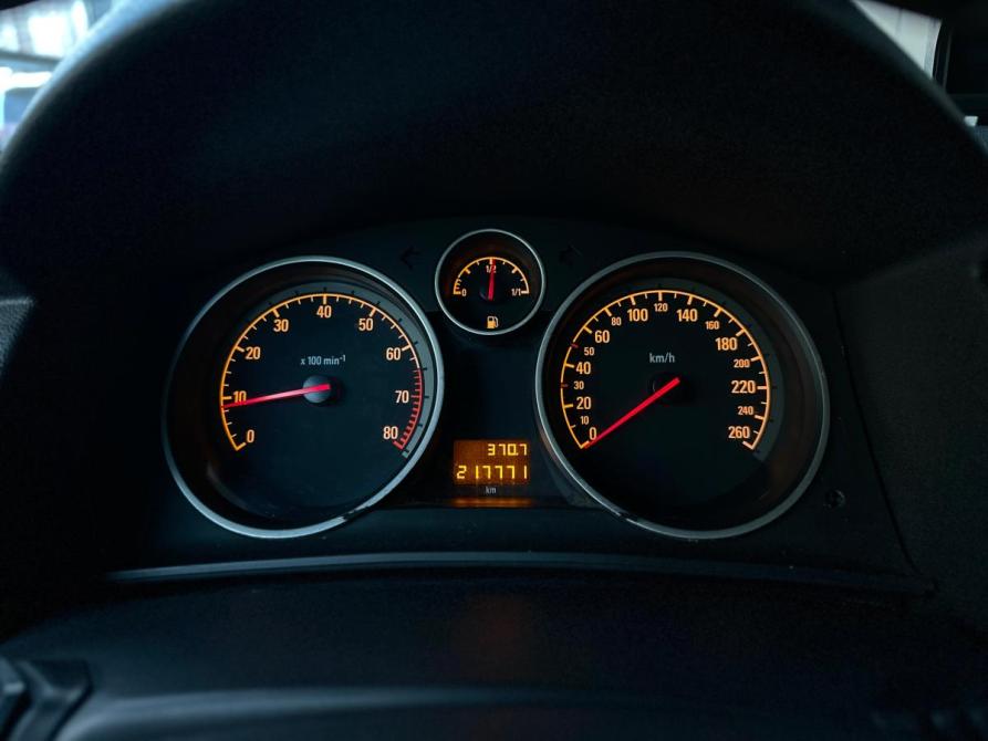 Opel Astra H Рестайлинг Санкт-Петербург  - изображение 18