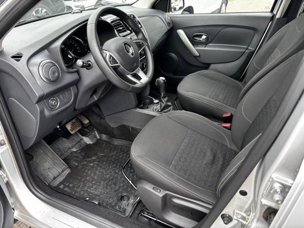 Renault Sandero II Рестайлинг с пробегом 2019 года, цена 1 088 000 рублей, 38000 км, хэтчбек, Автокод Объявления