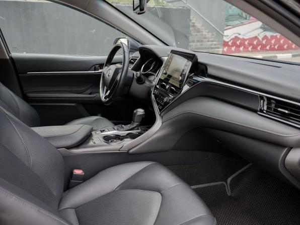 Toyota Camry VIII (XV70) Рестайлинг с пробегом 2021 года, цена 3 121 000 рублей, 78521 км, седан, Автокод Объявления