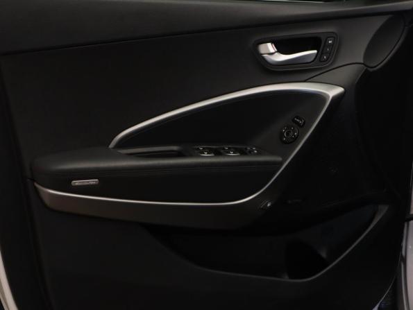 Hyundai Santa Fe III Рестайлинг с пробегом 2017 года, цена 2 250 000 рублей, 139995 км, внедорожник, Автокод Объявления