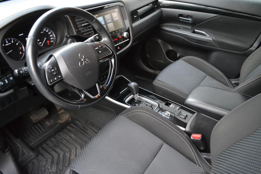 Mitsubishi Outlander III Рестайлинг 3 Старый Оскол  - изображение 17