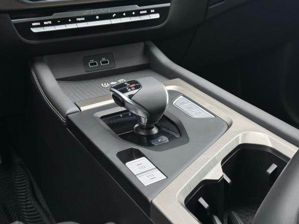JETOUR X70 I Рестайлинг 2 с пробегом 2024 года, цена 2 250 000 рублей, 15350 км, внедорожник, Автокод Объявления