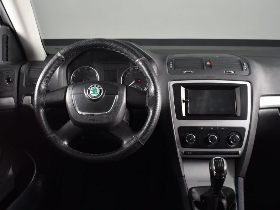 Skoda Octavia II (A5) Рестайлинг Кемерово  - изображение 8