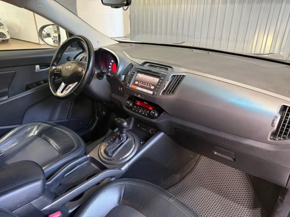 Kia Sportage III с пробегом 2013 года, цена 1 399 900 рублей, 173000 км, внедорожник, Автокод Объявления